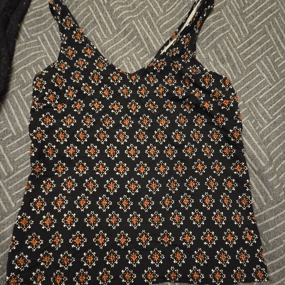 Sleeveless v-neck blouse size S - Picture 1 of 7